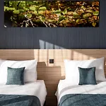 Golden Lakes Hotel