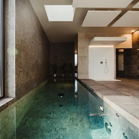 Golden Lakes Hotel 4*