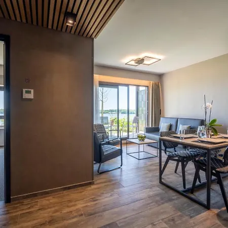 Hotel Golden Lakes