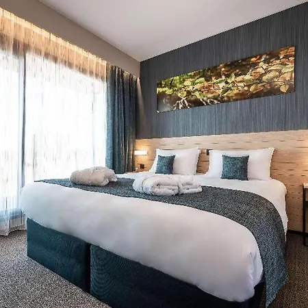 Golden Lakes Hotel 4*