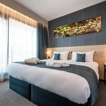 Golden Lakes Hotel 4*
