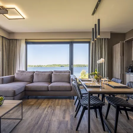 Golden Lakes 4* Boussu-lez-Walcourt