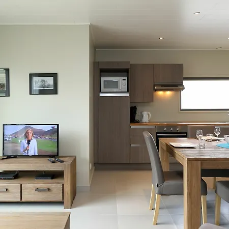 Golden Lakes 4*