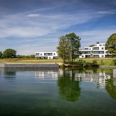 Western Golden Lakes 4*