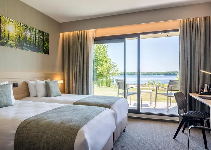 Golden Lakes 4* Boussu-lez-Walcourt