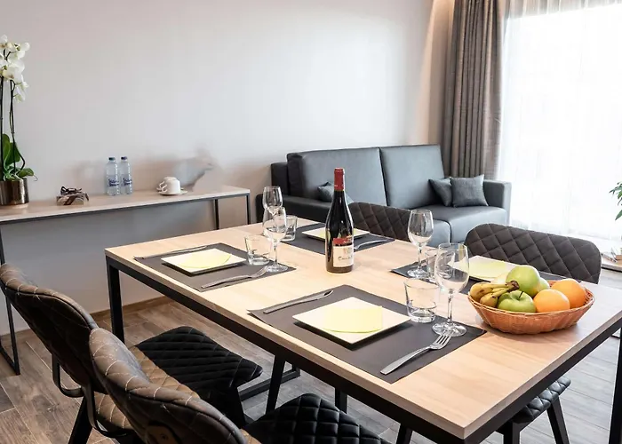 Golden Lakes Hotel 4*