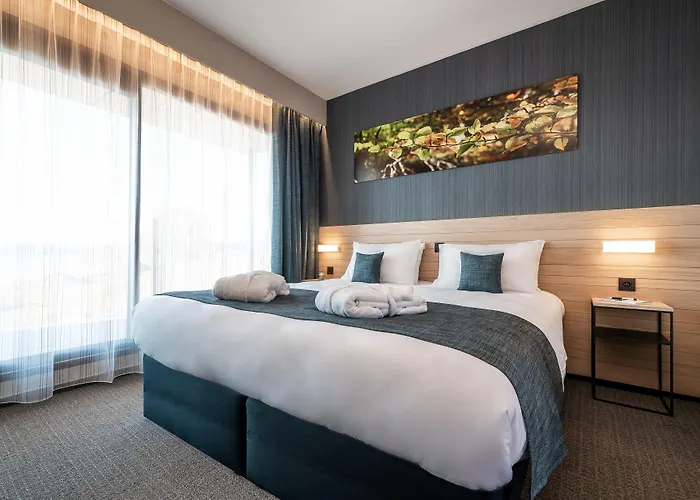 Golden Lakes Hotel 4*