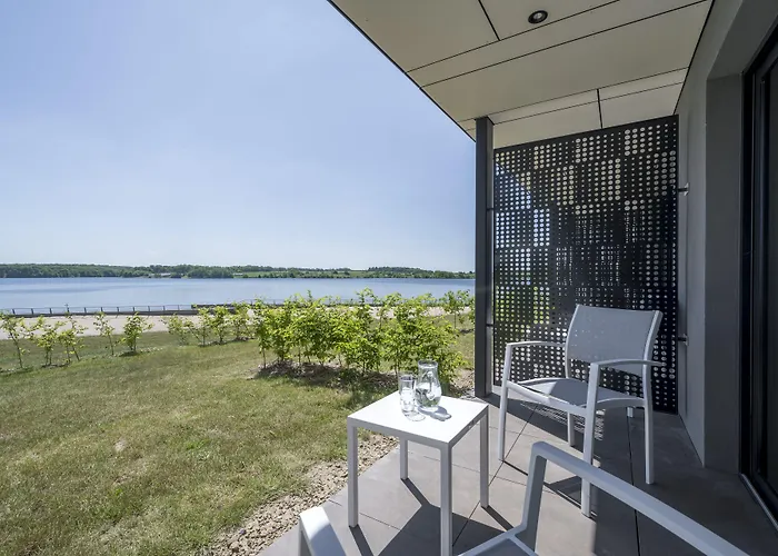 Golden Lakes Hotel 4*