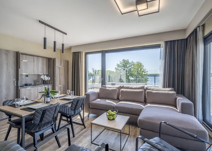 Golden Lakes Hotel 4*